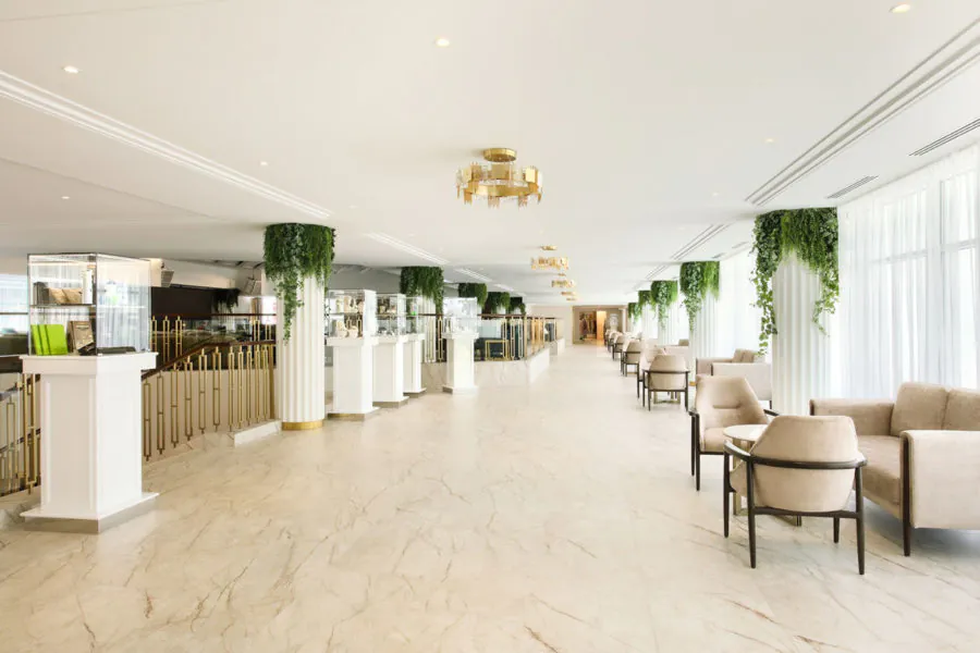 Главный холл в санатории «Плаза» в Кисловодске - фотография