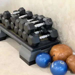 Тренажёрный зал в санатории «Плаза» в Кисловодске - фотография