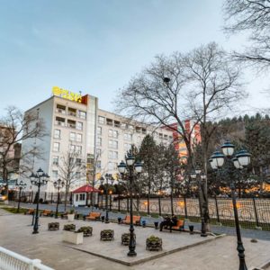 Санаторий «Плаза» в Кисловодске - фотография