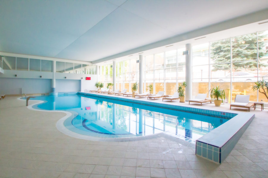 Бассейн в санатории «Плаза» в Кисловодске - фотография