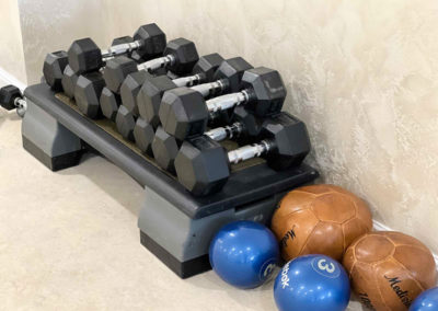 Тренажёрный зал в санатории «Плаза» в Кисловодске - фотография