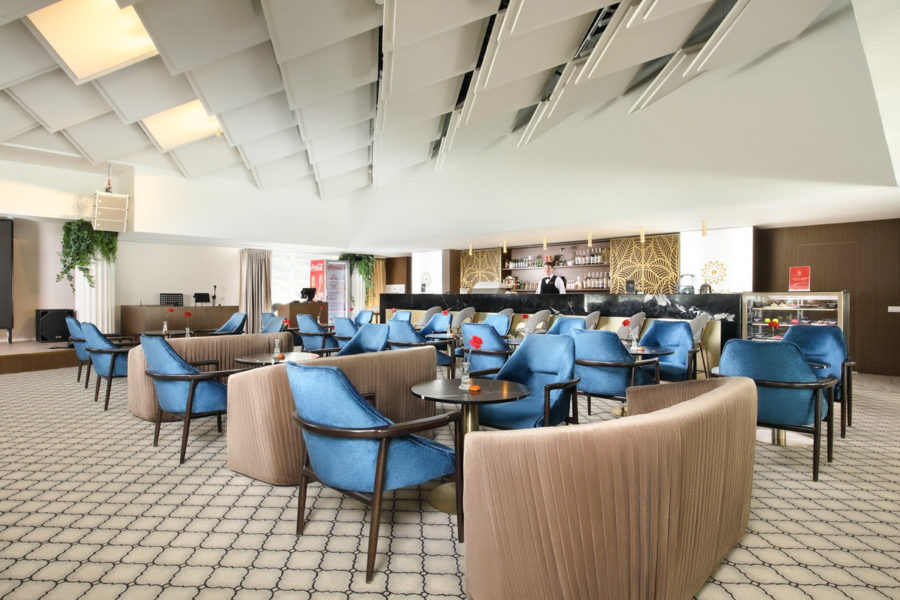 Лобби-бар в санатории «Плаза» в Кисловодске - фотография